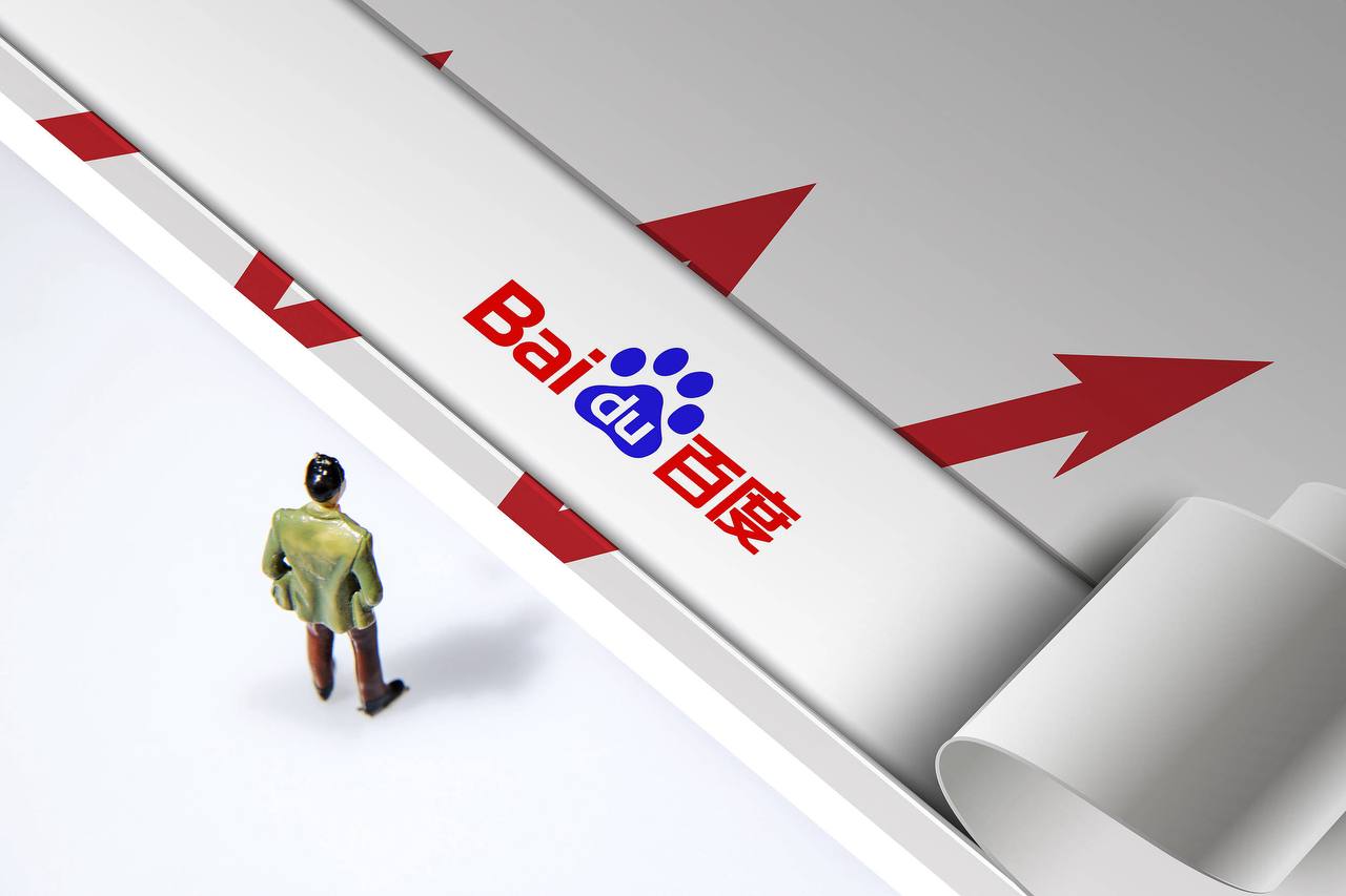 导演穿防弹衣出席日本试映